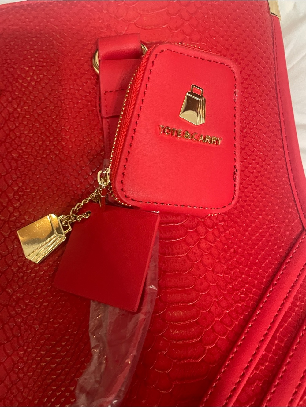 Red Textured Tote Bag - Picture 7 of 10